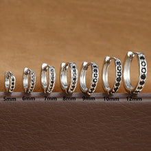 1Pair&nbsp;Minimal Huggie Hoop Earrings
