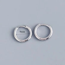 2-piece Essential Huggie Hoop Earrings