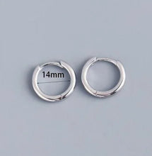 2-piece Essential Huggie Hoop Earrings