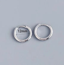 2-piece Essential Huggie Hoop Earrings