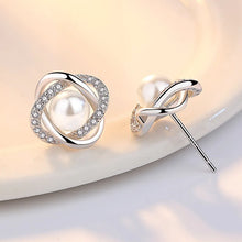 Lumi Pearl Crystal Studs