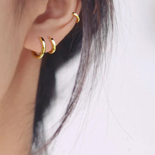 2-Pieces Minimal Stainless Steel Hoop Earrings