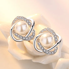 Lumi Pearl Crystal Studs