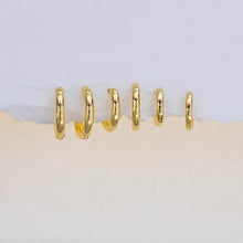 2-piece Essential Huggie Hoop Earrings